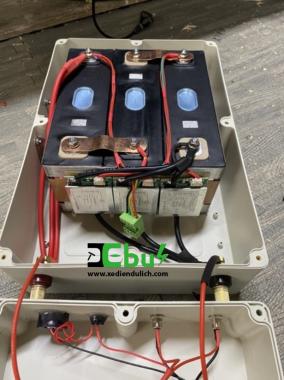 Bộ pin giá rẻ ,pin lithium sắt 12v3s230Ah trọn bộ pin + sạc