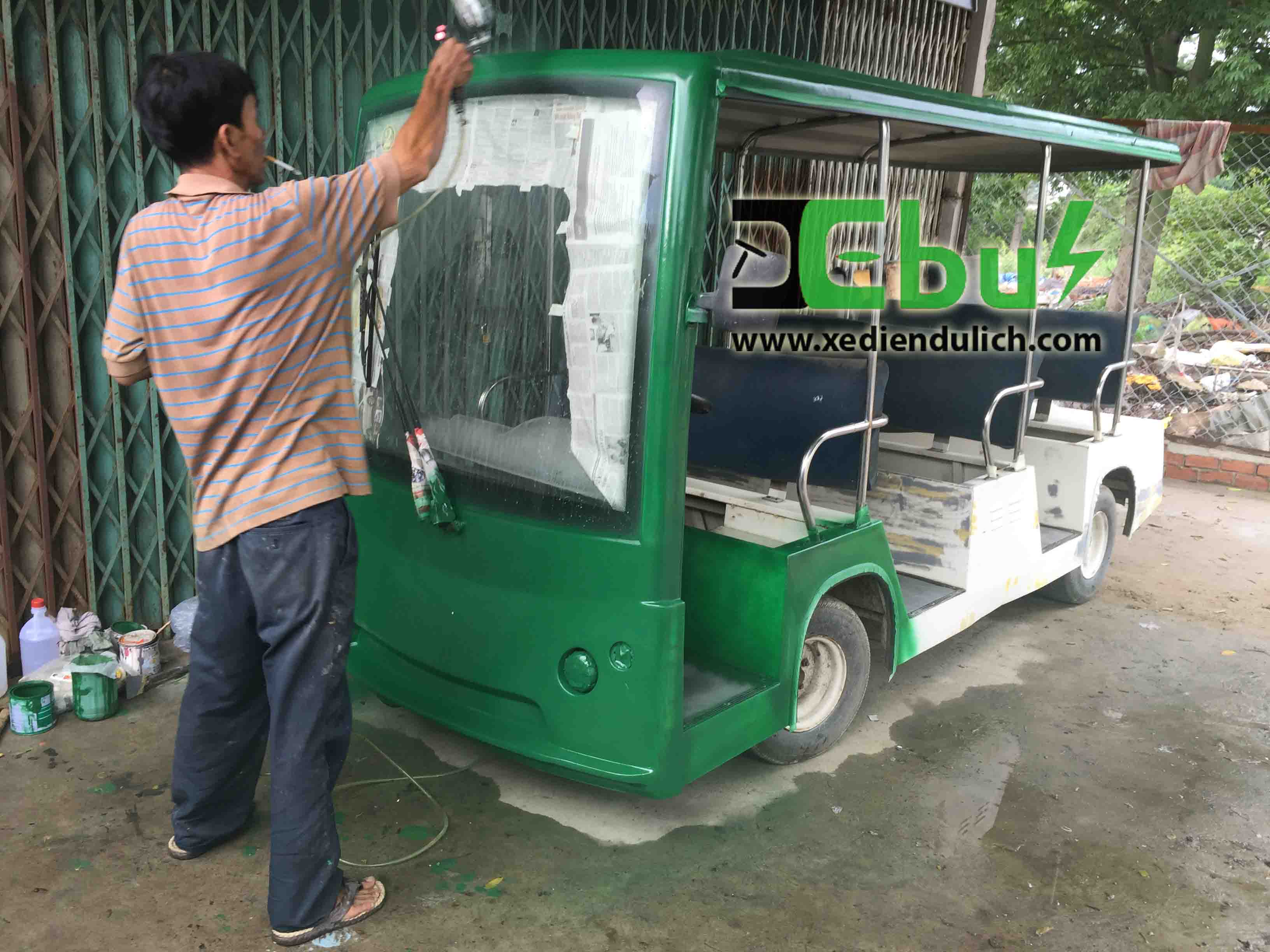 Sơn màu xe điện chở khách