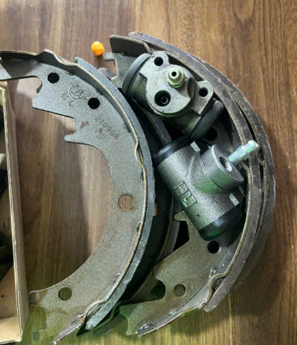 Heo dầu,Bố thắng xe điện Eagle