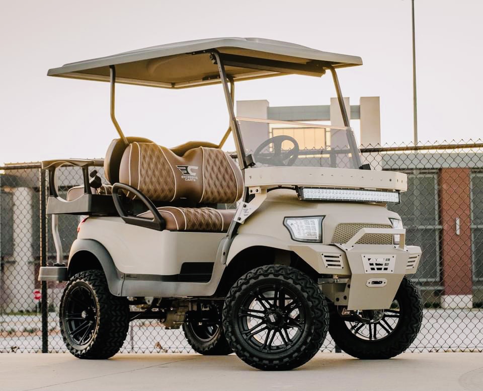 Lạ mắt với trào lưu độ ô tô điện sân Golf